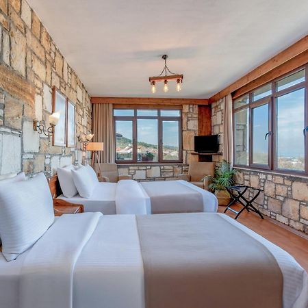 Kozbeyli Konagi Hotel Yenifoca Bagian luar foto