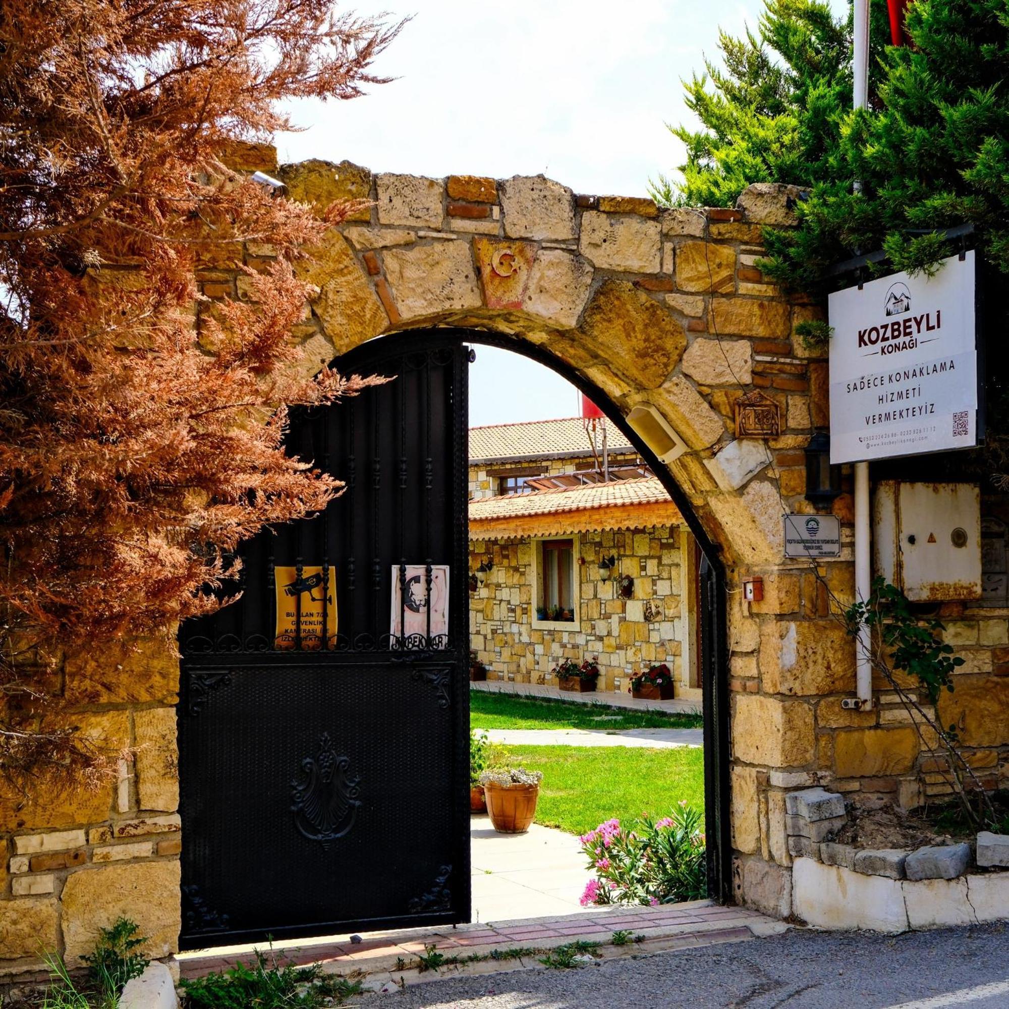 Kozbeyli Konagi Hotel Yenifoca Bagian luar foto
