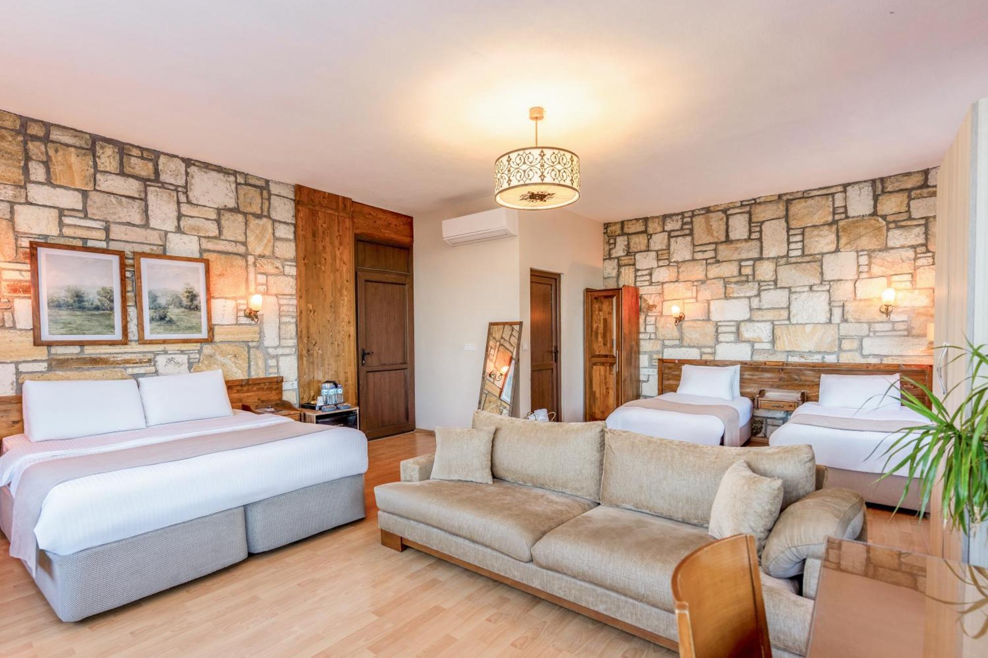 Kozbeyli Konagi Hotel Yenifoca Bagian luar foto