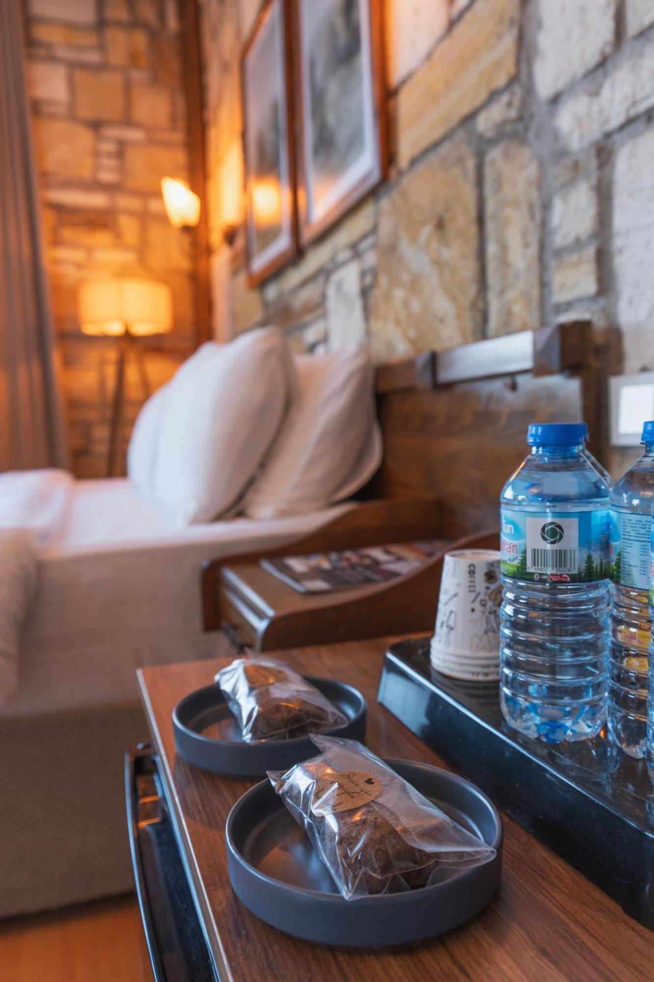 Kozbeyli Konagi Hotel Yenifoca Bagian luar foto