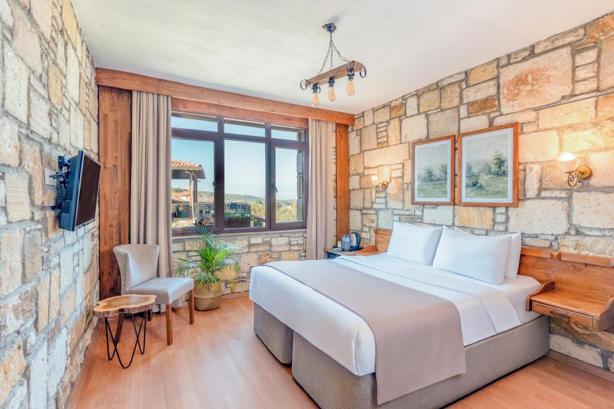 Kozbeyli Konagi Hotel Yenifoca Bagian luar foto