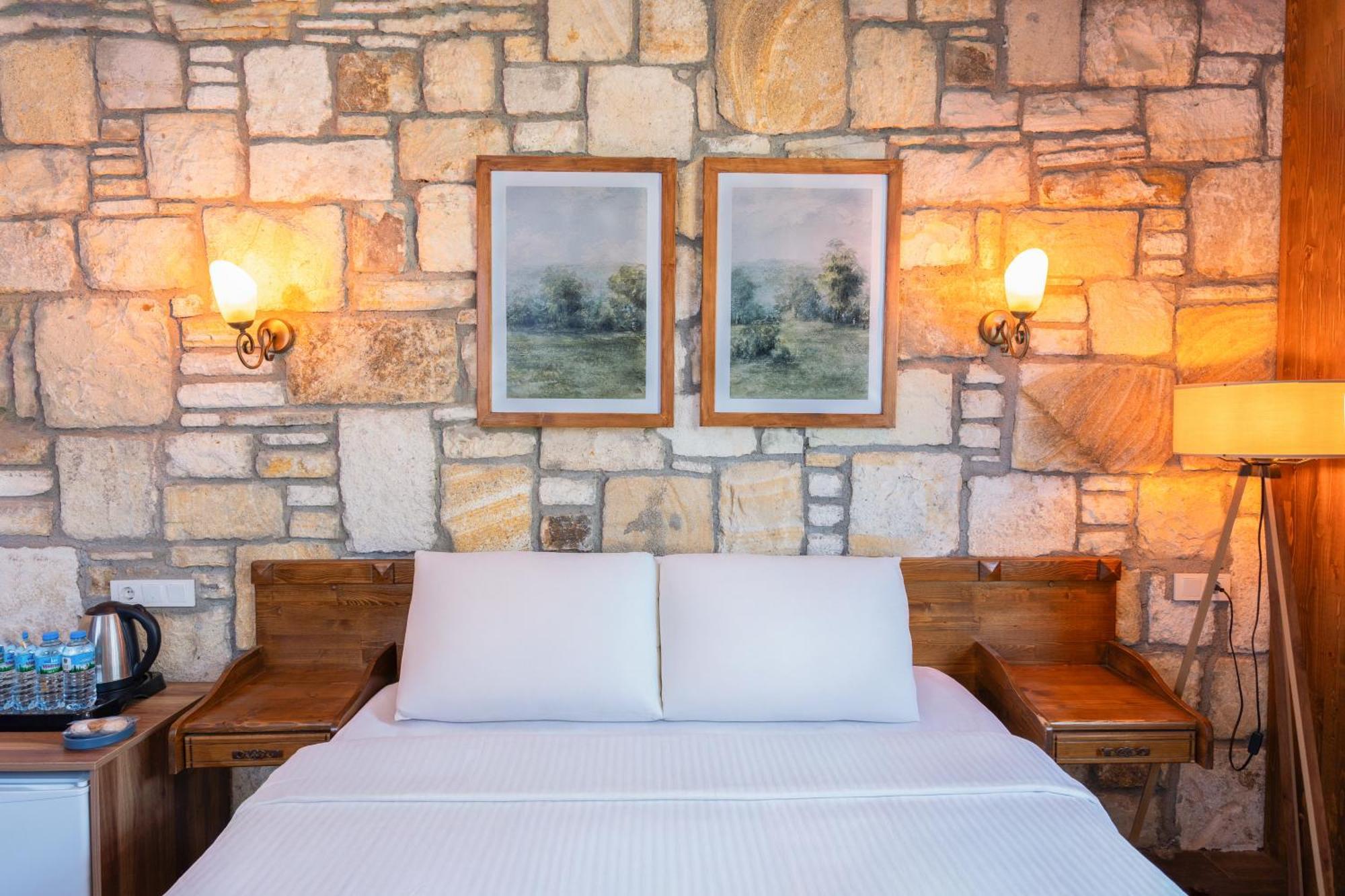 Kozbeyli Konagi Hotel Yenifoca Bagian luar foto